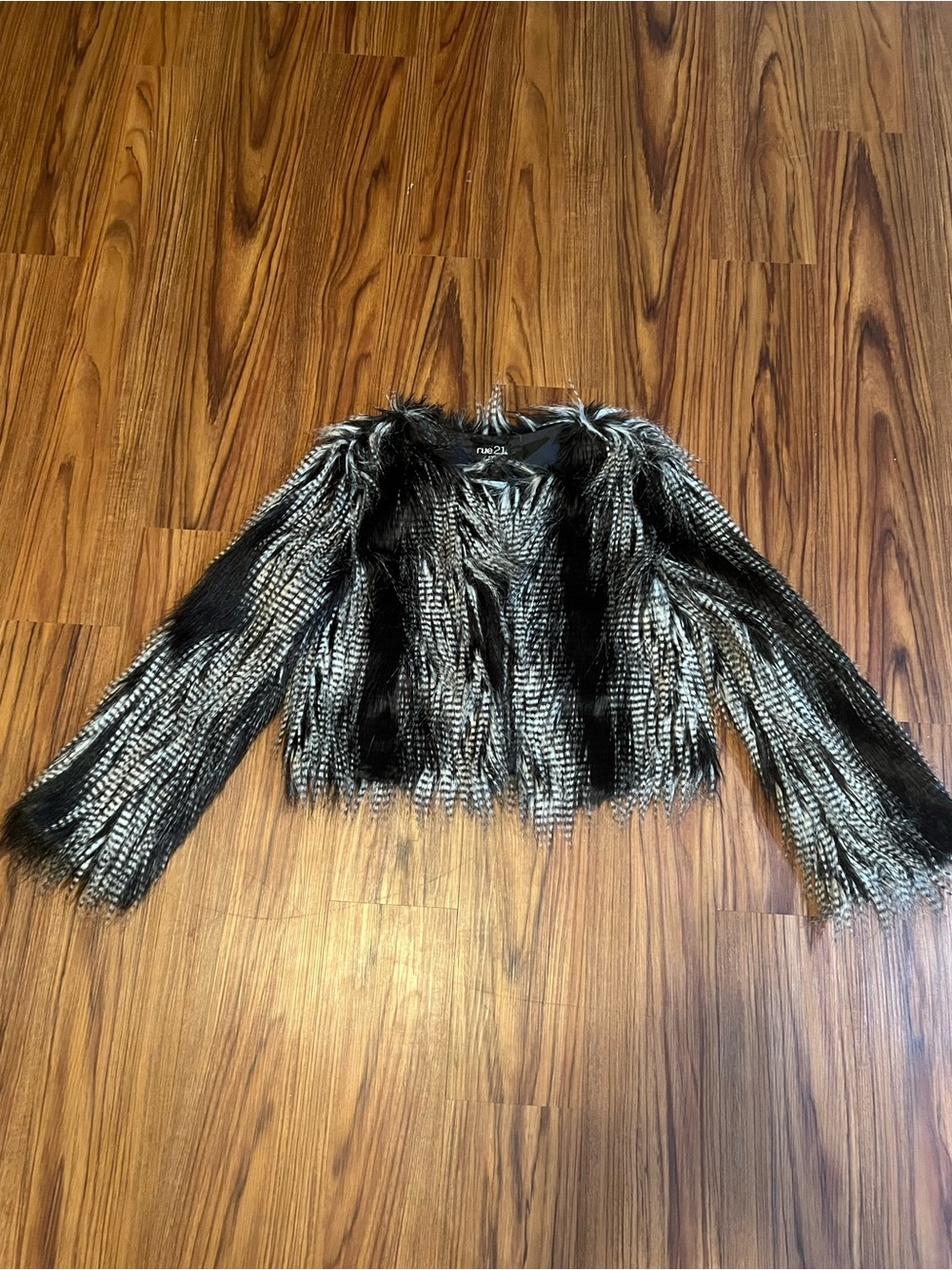 Rue21 Black and White Faux Fur Cropped Jacket